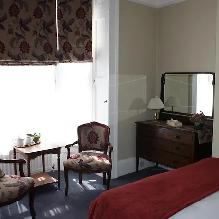 Holmwood House Guest Guest house 4*