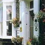 Holmwood House Guest 4*