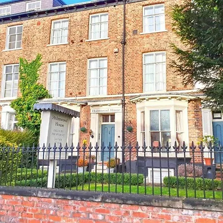 Holmwood House Guest בית הארחה