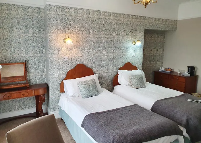 بيت ضيافة Holmwood House Guest