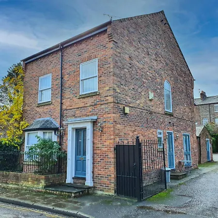 Holmwood House Guest Guest house 4*
