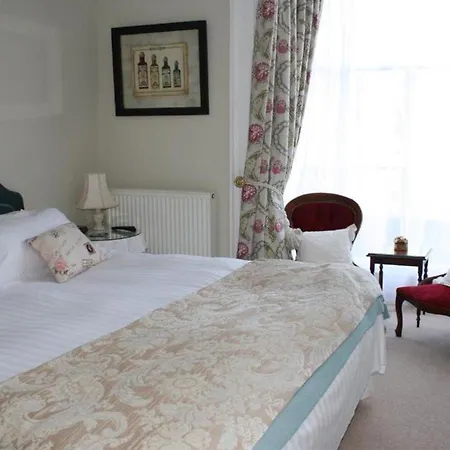 Holmwood House Guest Guest house 4*