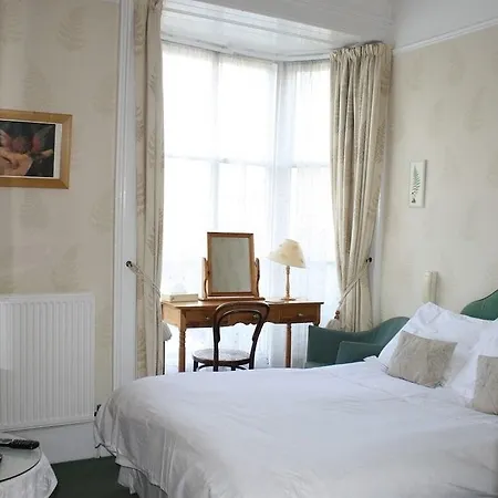 Holmwood House Guest York