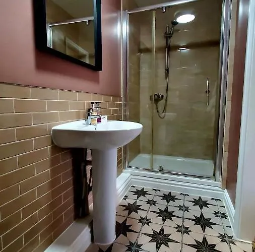 Holmwood House Guest York